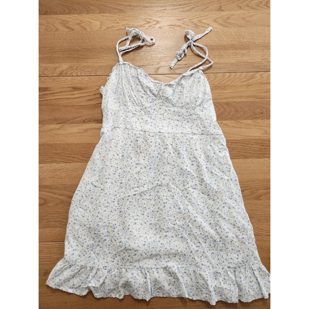 Hollister Blue / White Floral Print Summer Dress Sz XL Sun Cottage Festival - Picture 1 of 8